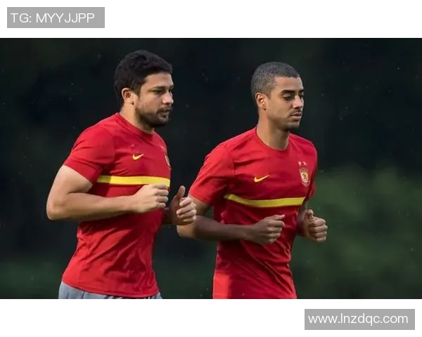 火箭队与雷霆队的精彩对决央视直播时间定于四月敬请期待 火箭队与雷霆队的精彩对决央视直播时间定于四月敬请期待