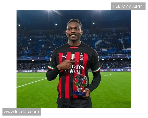 莱奥的传奇旅程：从初出茅庐到世界足球之巅的辉煌历程