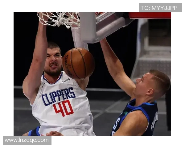 摩纳哥与卡昂激战成平局双方实力相当难分胜负