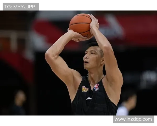 易建联：从篮球场上的传奇到中国体育的精神象征之路