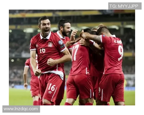 荷兰与匈牙利世预赛精彩对决展现足球魅力与团队精神 荷兰与匈牙利世预赛精彩对决展现足球魅力与团队精神