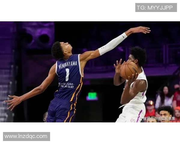 维克托文班亚马:篮球界的新星与未来的巨人之路 维克托文班亚马:篮球界的新星与未来的巨人之路